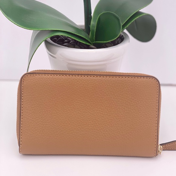 Coach Medium Id Zip Wallet With Diary Embroidery - Picture 5 of 12